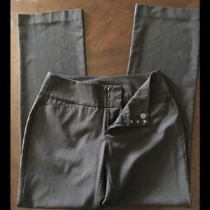 Gorgeous! Black and white dress slacks